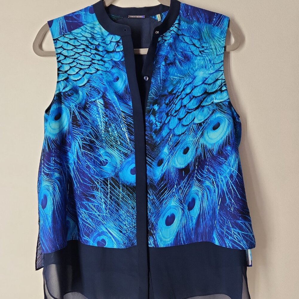 Elie Tahari vibrant blue peacock feather print top lightweight dual-layer S - Picture 3 of 12